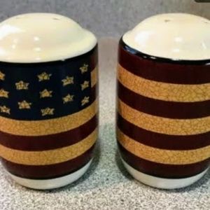 Salt n pepper shaker, napkin holder and canister